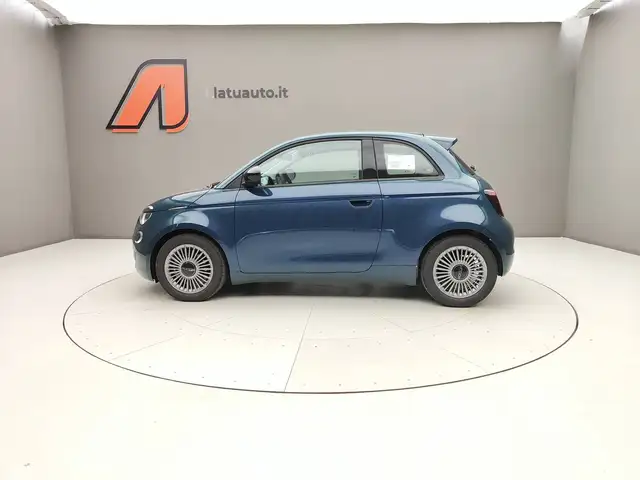Fiat 500 view 4
