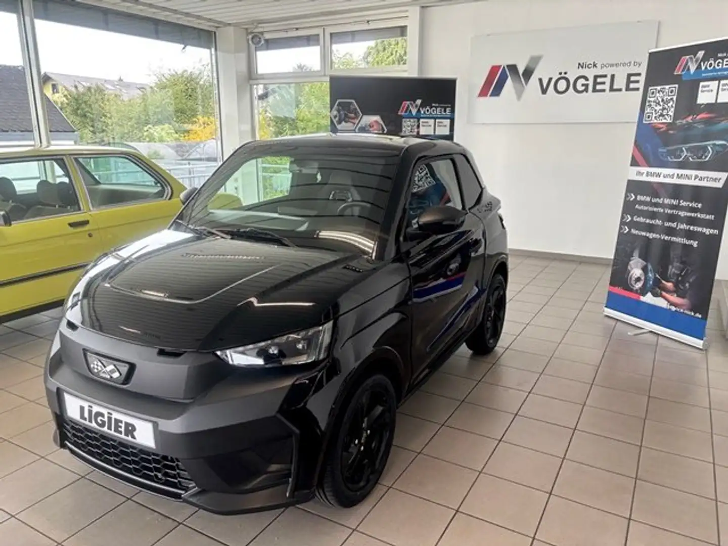 Ligier JS 50 15" schwarze Felgen Carplay Rückfahrkamera Schwarz - 2