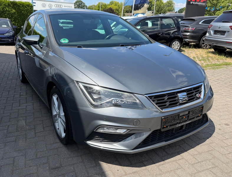 SEAT Leon FR / LED Scheinwerfer — photo 2