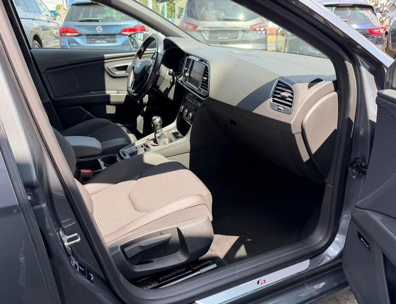 SEAT Leon FR / LED Scheinwerfer — photo 14