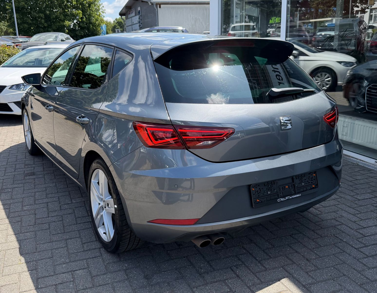 SEAT Leon FR / LED Scheinwerfer — photo 4