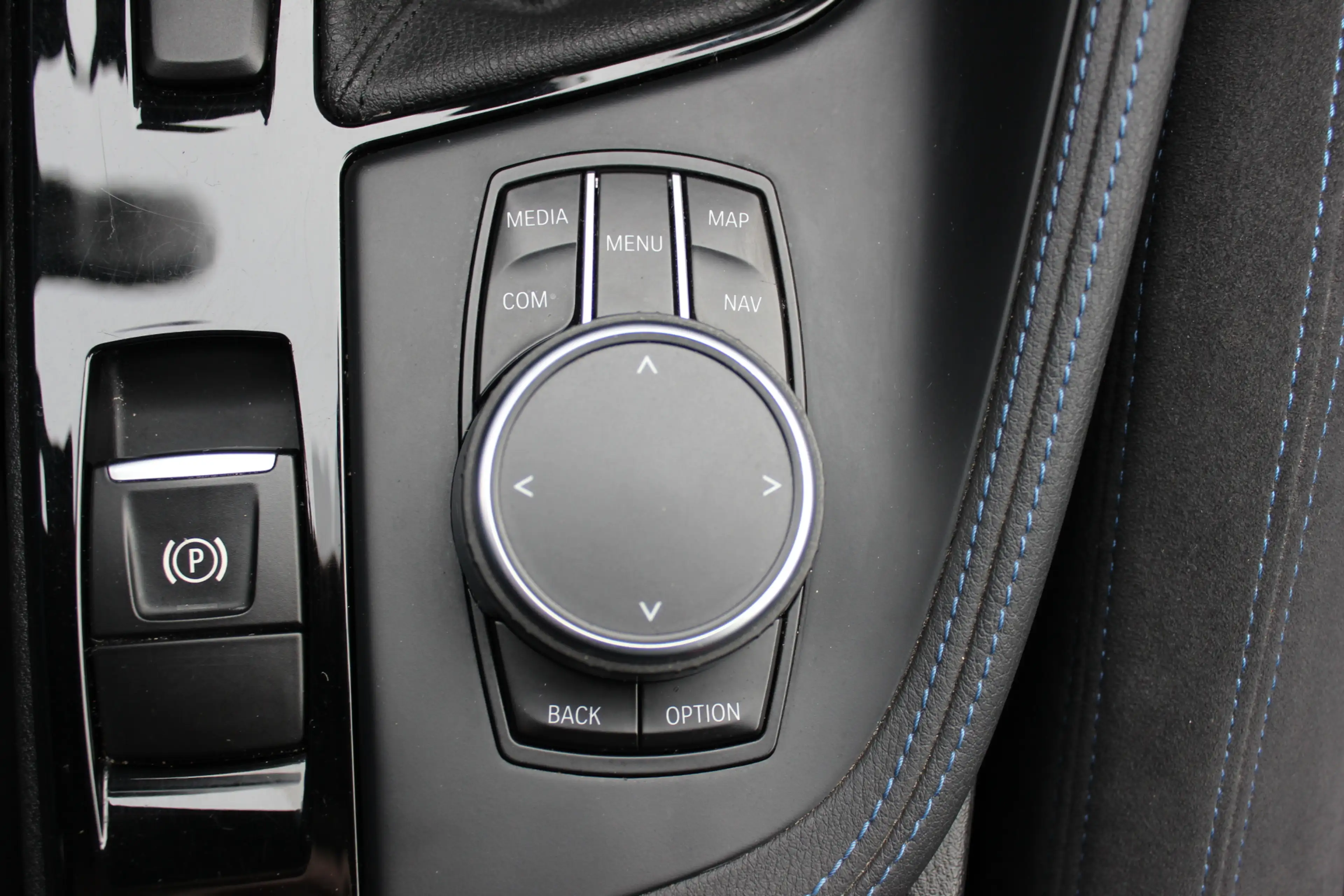 BMW X1 sDrive18i Executive Ed. M Sport / Trekhaak / Camer — photo 30