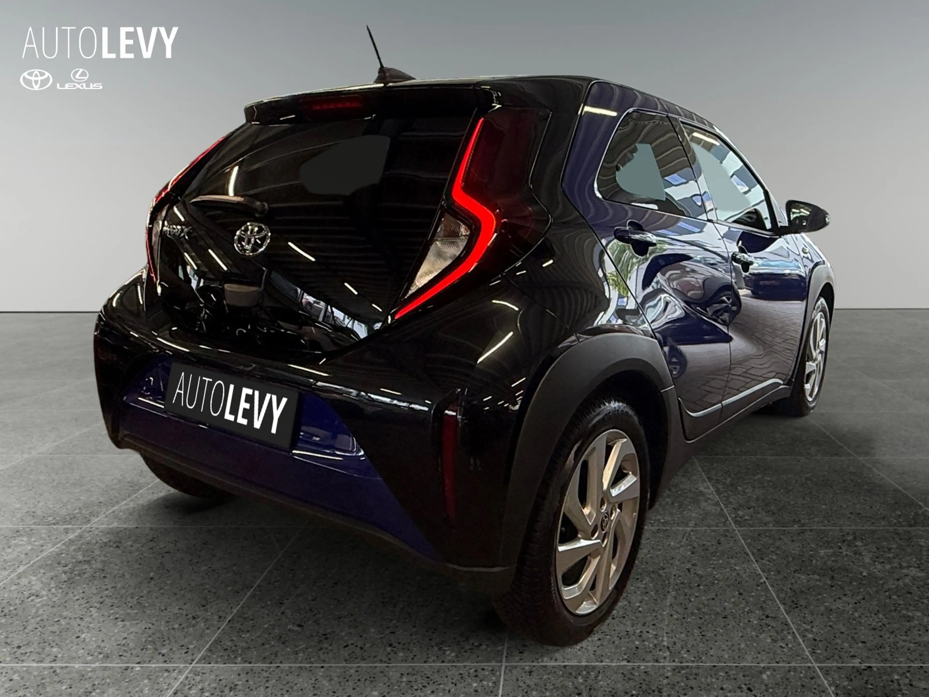 Toyota Aygo X 1.0 Pulse +Kamera+CarPlay+SHZ+Keyless+ — photo 6