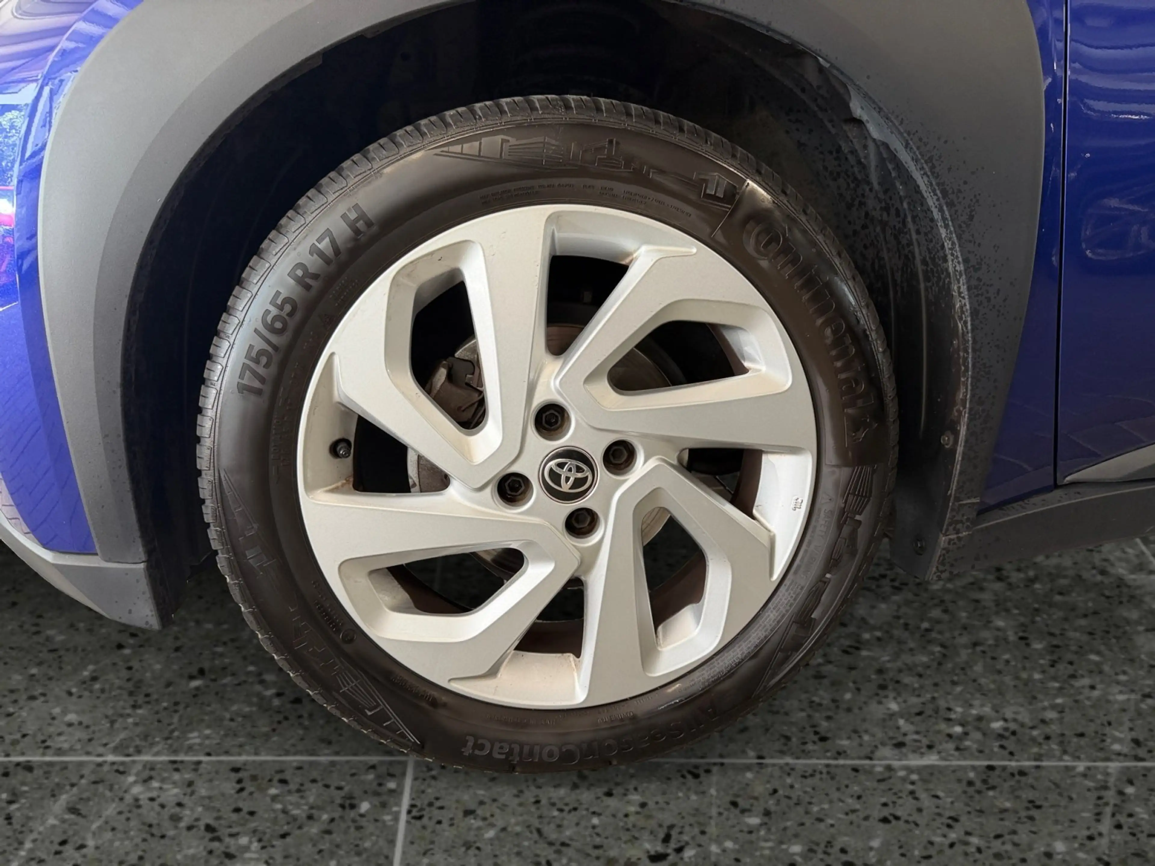 Toyota Aygo X 1.0 Pulse +Kamera+CarPlay+SHZ+Keyless+ — photo 14