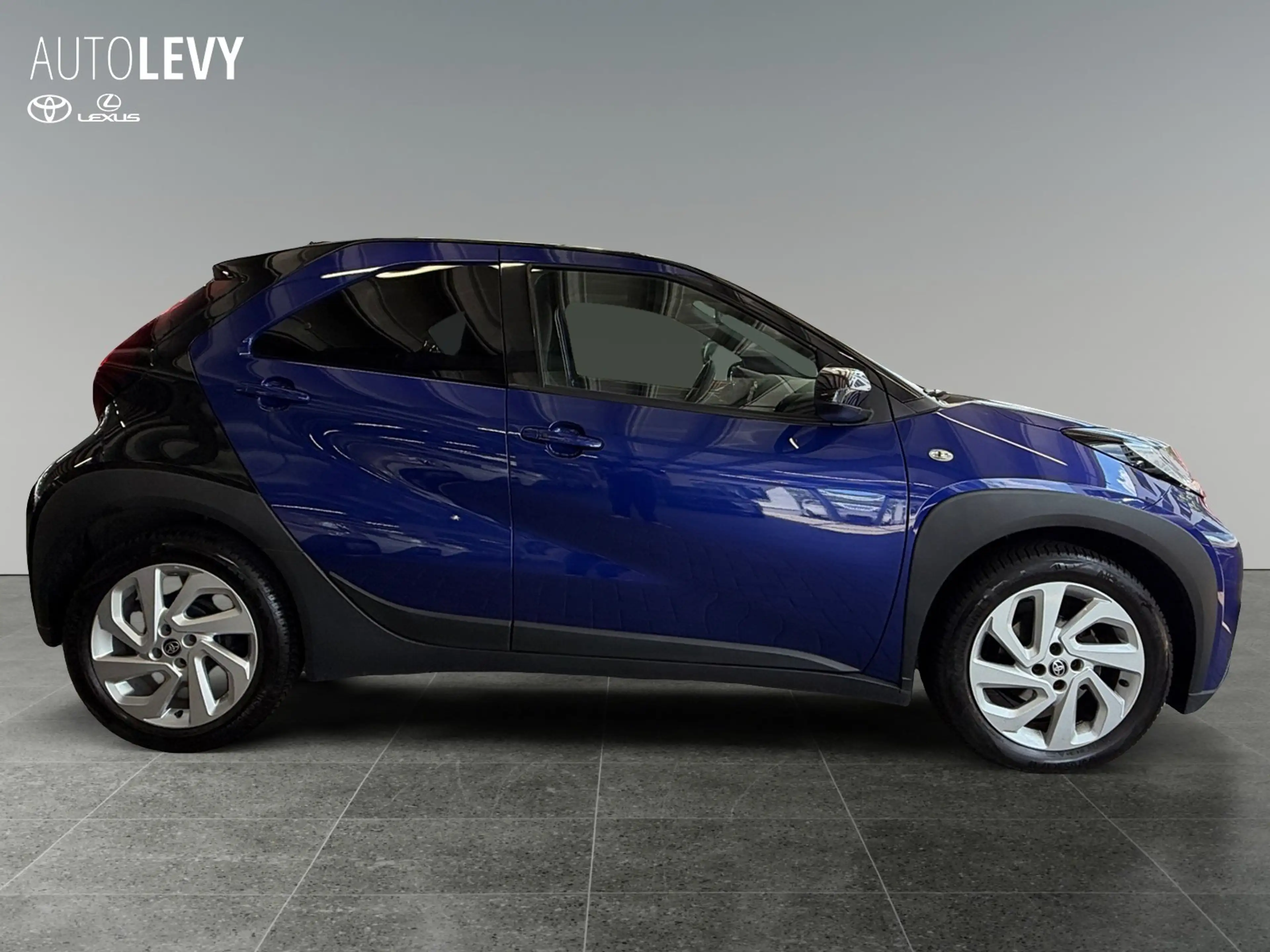 Toyota Aygo X 1.0 Pulse +Kamera+CarPlay+SHZ+Keyless+ — photo 7