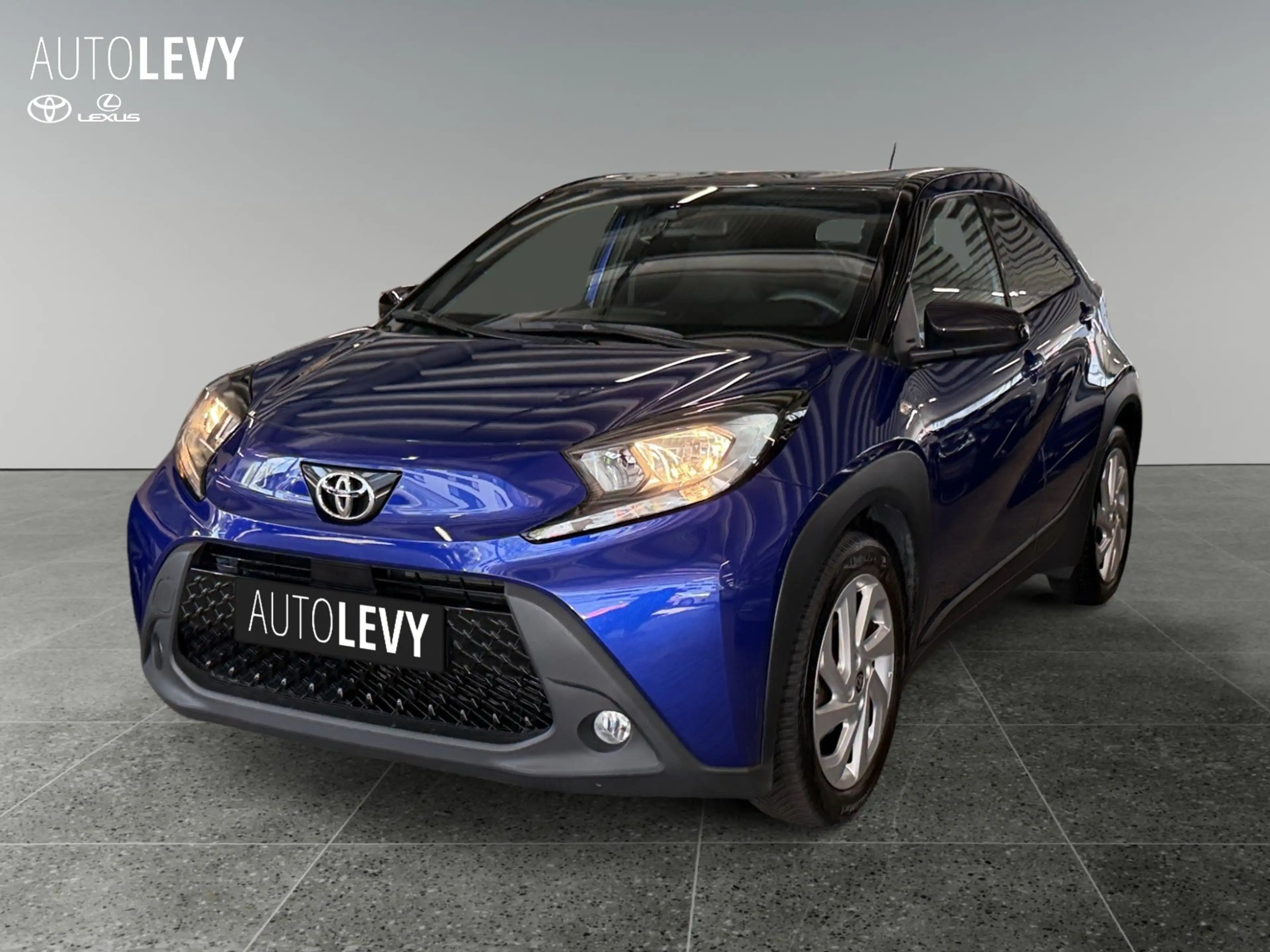 Toyota Aygo X 1.0 Pulse +Kamera+CarPlay+SHZ+Keyless+ — photo 2