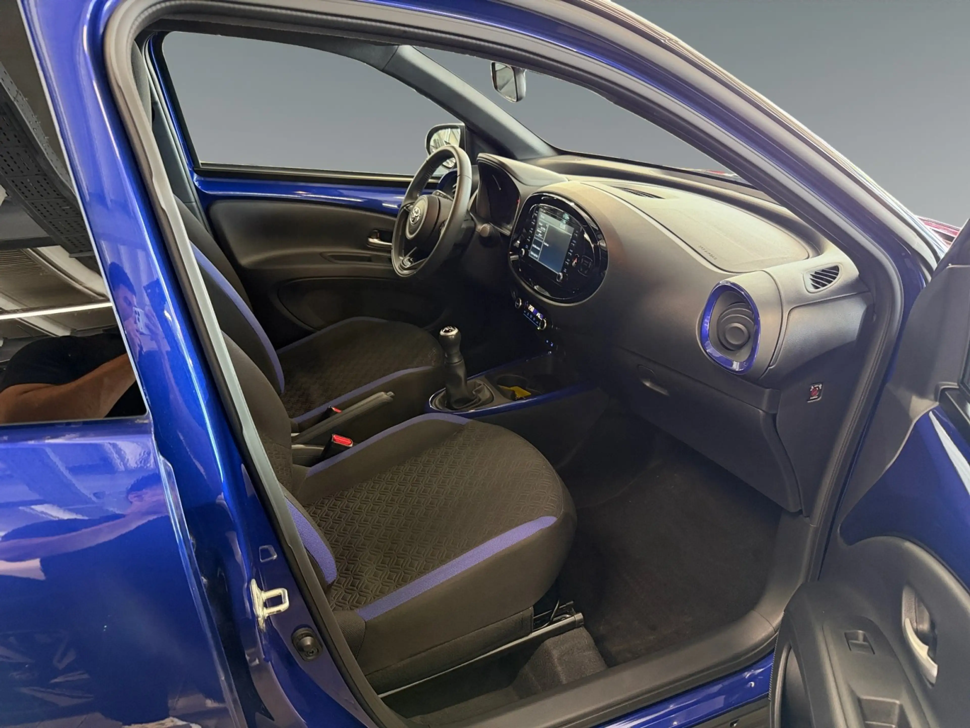 Toyota Aygo X 1.0 Pulse +Kamera+CarPlay+SHZ+Keyless+ — photo 15