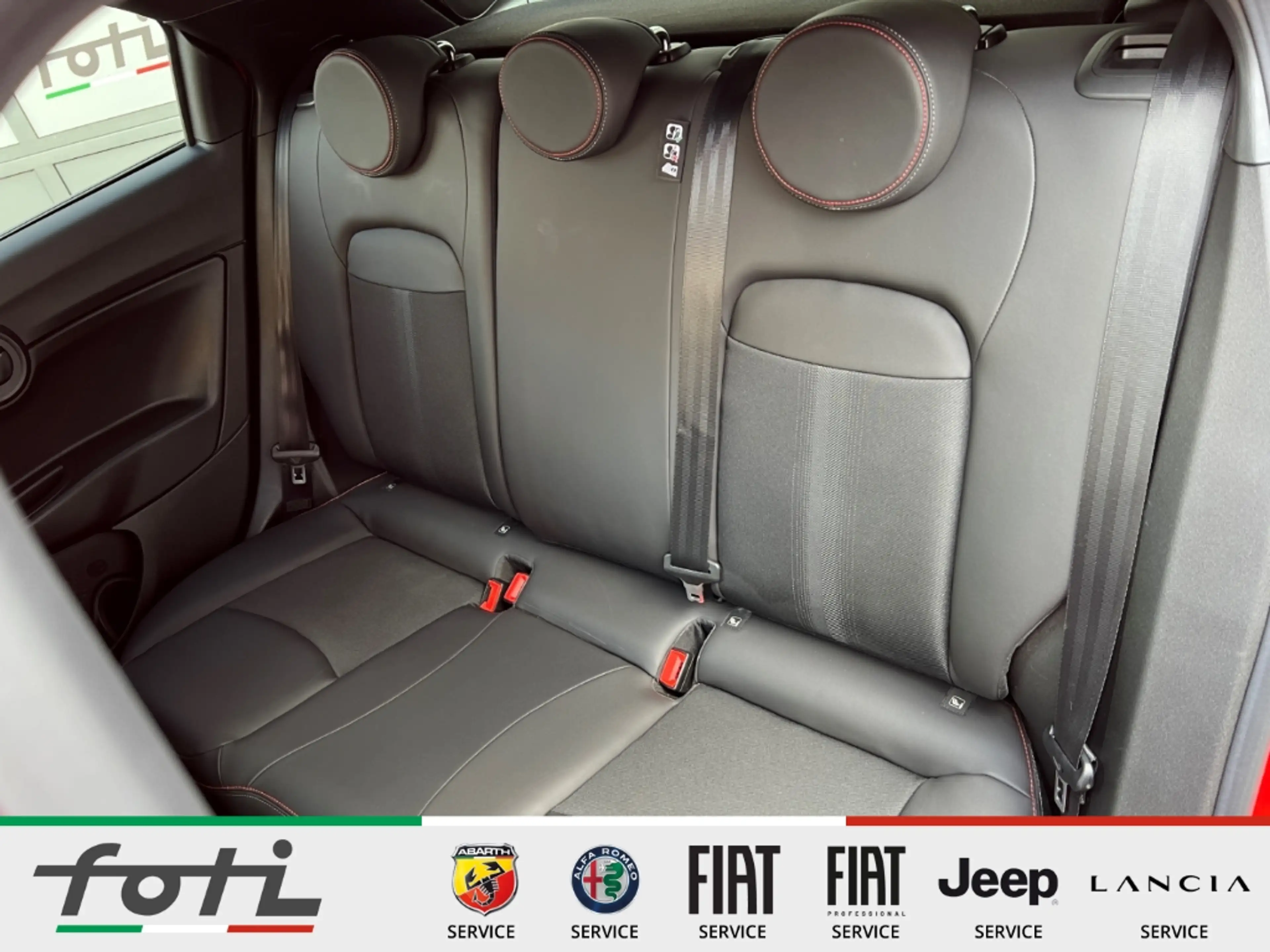 Fiat 500X Sport 1.3 150PS Automatik Schiebedach Navi — photo 13