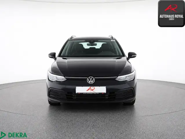 Volkswagen Golf view 8