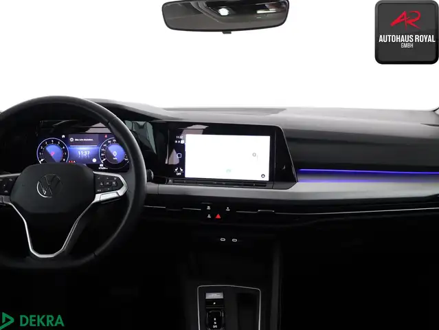Volkswagen Golf view 9