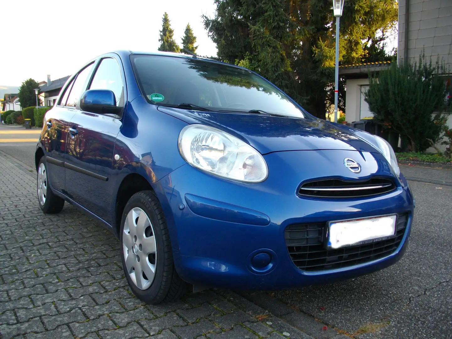 Nissan Micra Micra*CVT Automatik*nur 99`tkm*in gepflegtem Zus.. Blau - 2