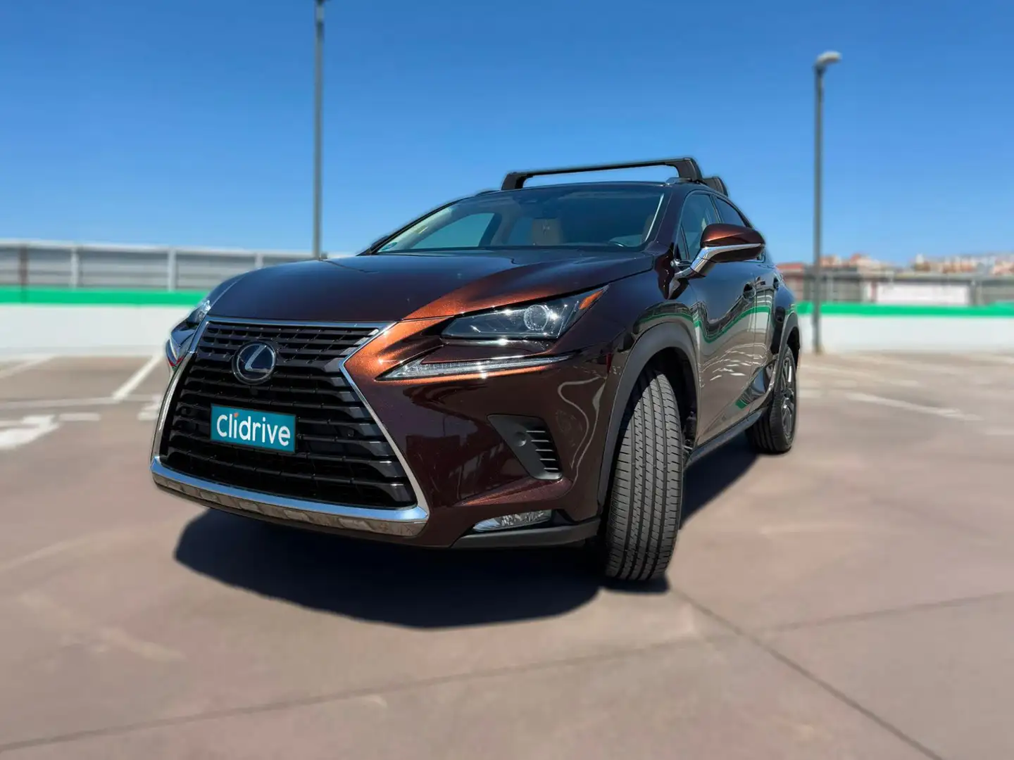 Lexus NX 300 300h Executive Navigation 4WD Marrón - 2