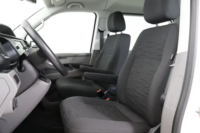 Volkswagen T6.1 Caravelle VW Kombi T6.1 Caravelle Comfortline LR TDI 4M Ansicht 10