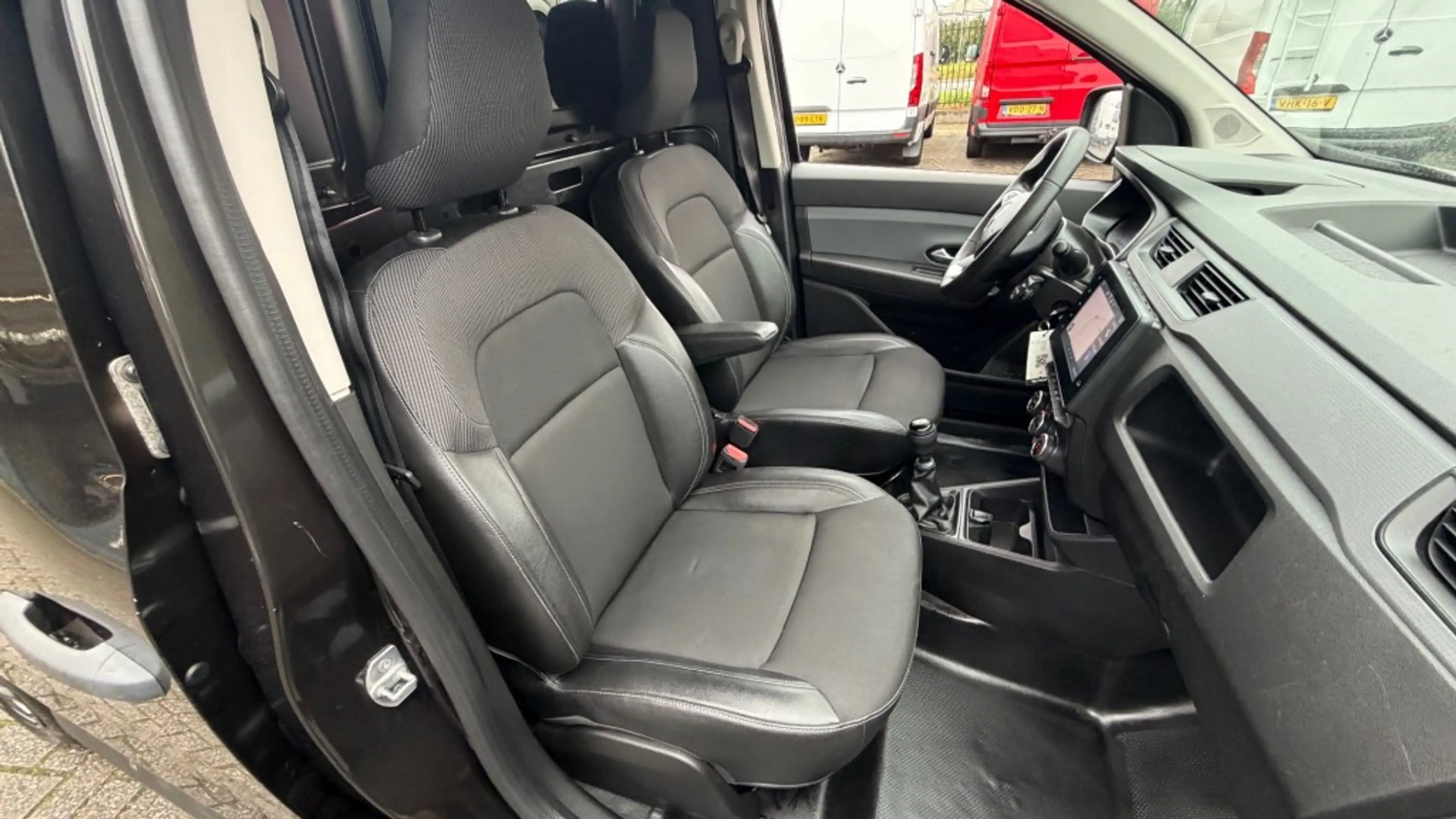 Renault Express 1.5 DCI 55KW 75PK EURO 6 NAVIGATIE/ CAMERA/ AIRCO/ — photo 6