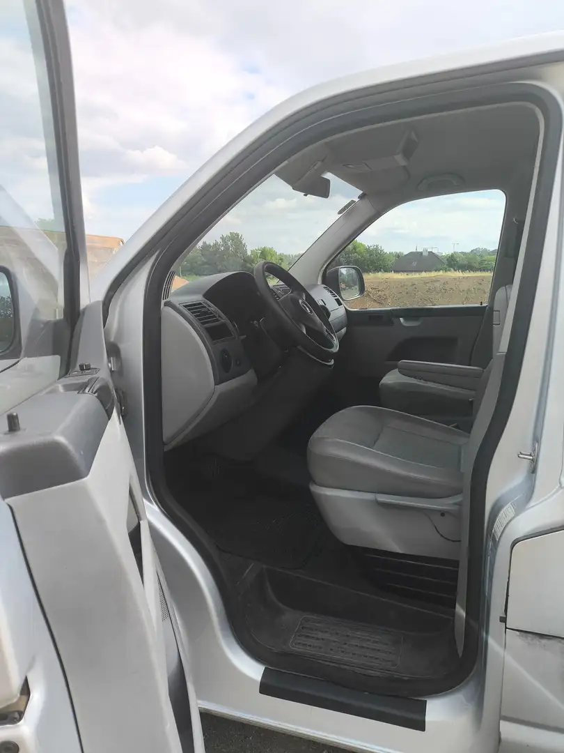 Volkswagen T5 Transporter Silber - 2