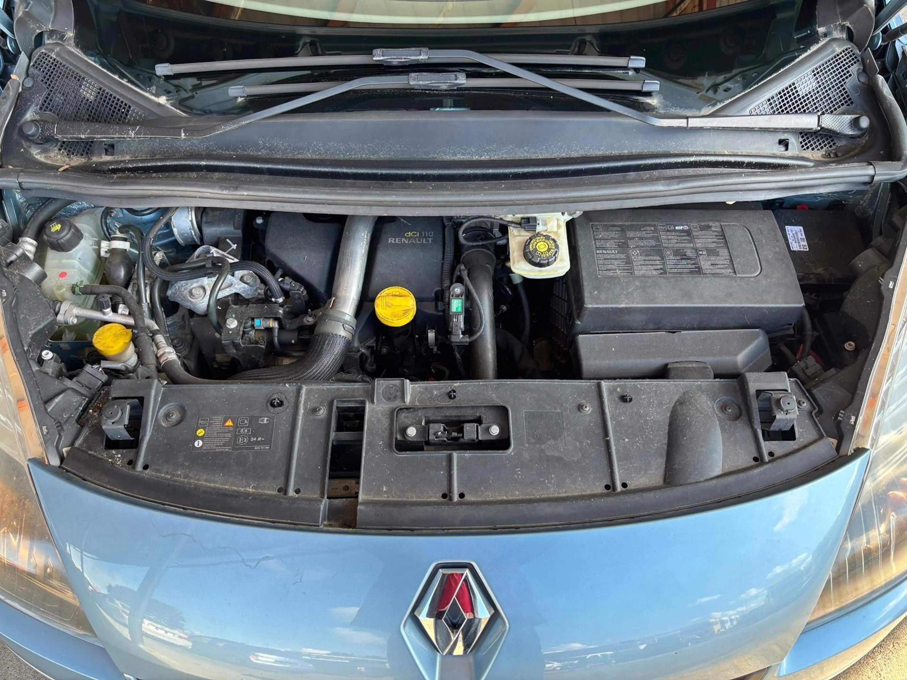 Renault Grand Scenic Dynamique dCi /NAVI/LEDER/AUTOMATIK — photo 15