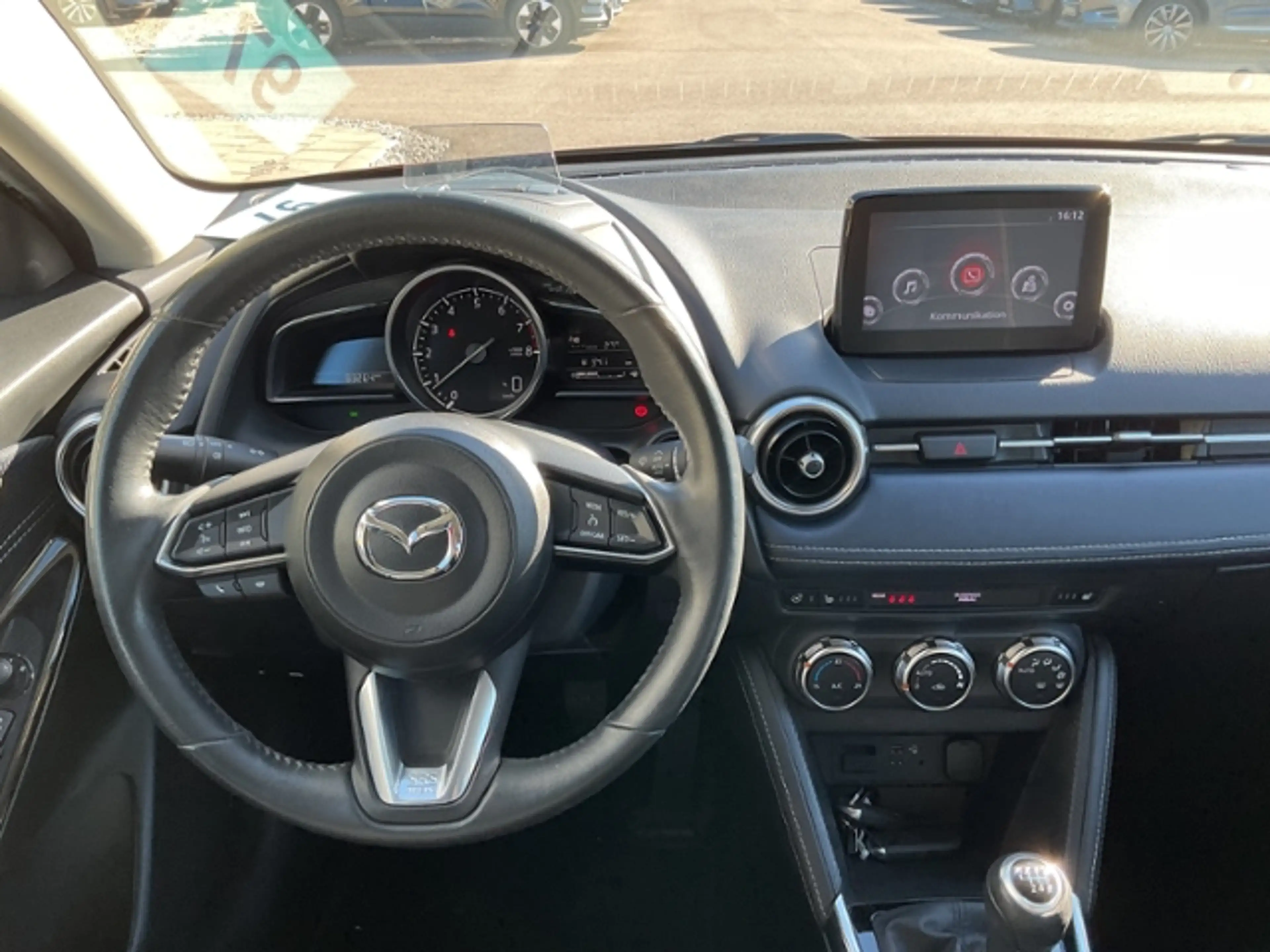 Mazda 2 G90 Sports-Line Navi Kamera LED BLIS HUD — photo 12