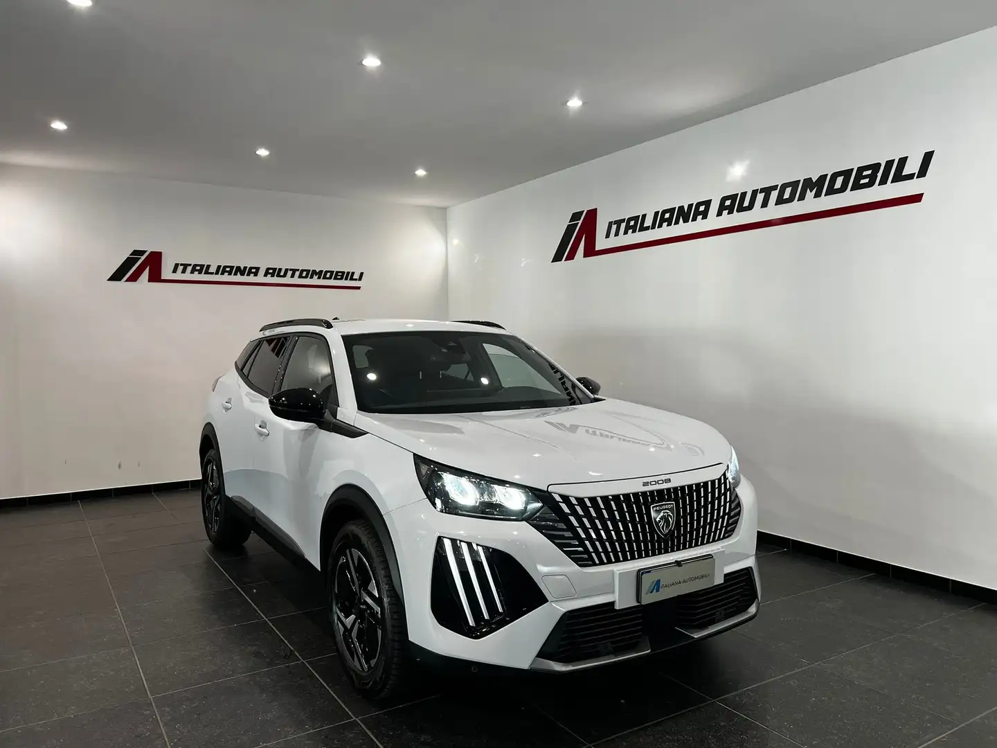 Peugeot 2008 2008 II 2023 1.2 puretech GT s Bianco - 1