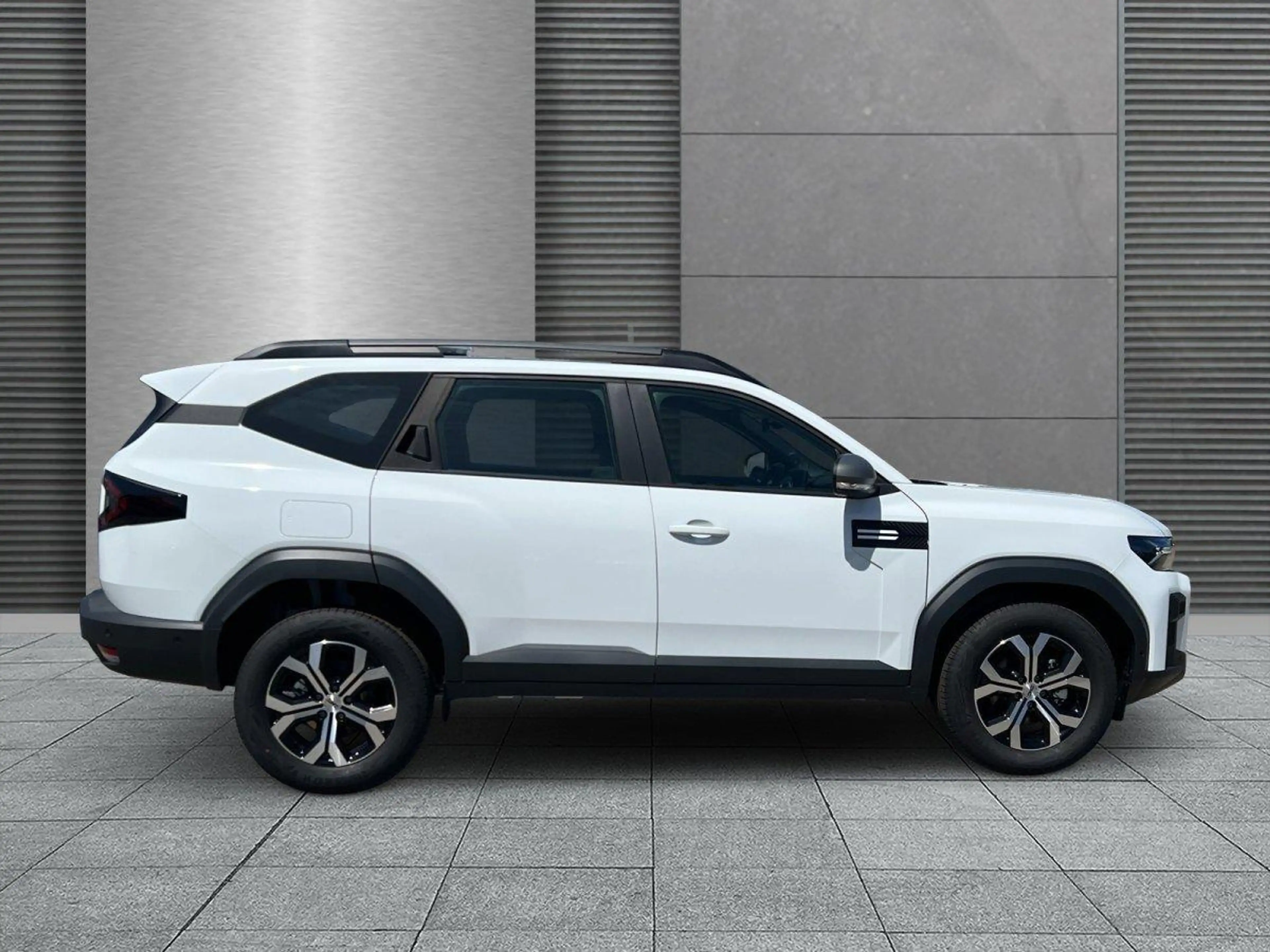 Dacia Bigster Expression SHZ+MV-Kamera+LED TCe 140 103 kW (14... — photo 2
