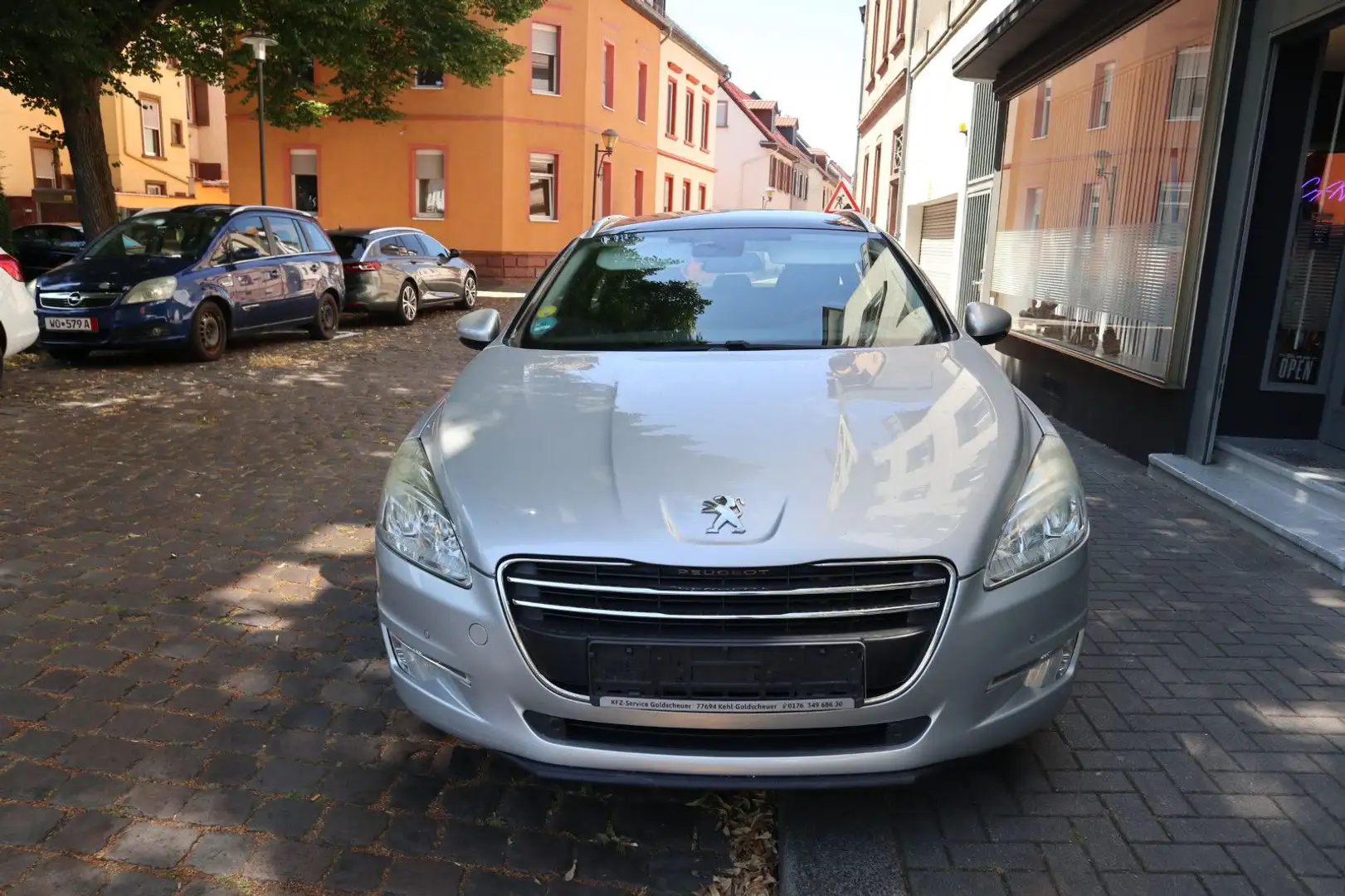 Peugeot 508 SW Business-Line Panorama-Dach Navi Klima Gris - 2