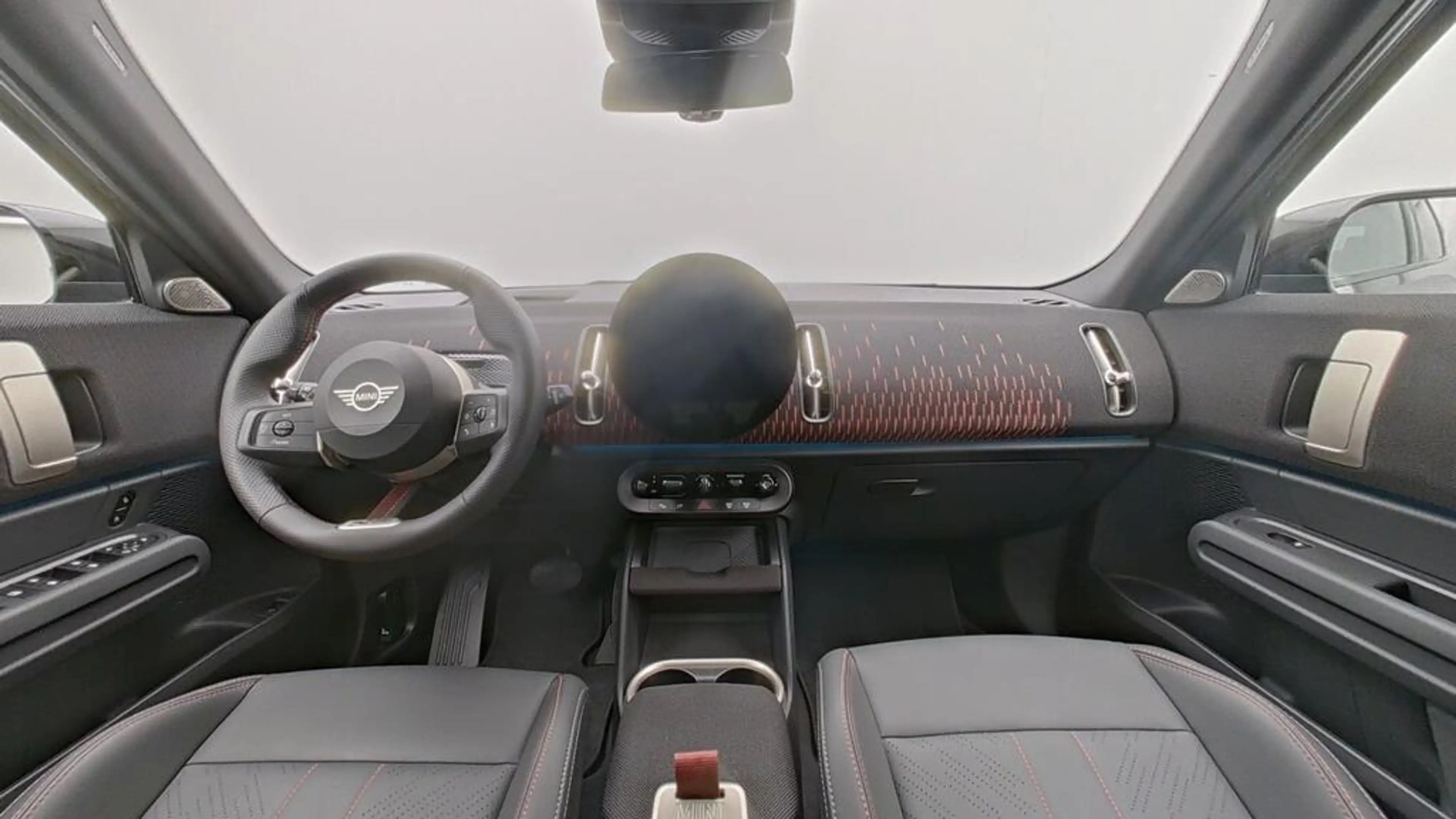 MINI Countryman E John Cooper Works Trim — photo 12