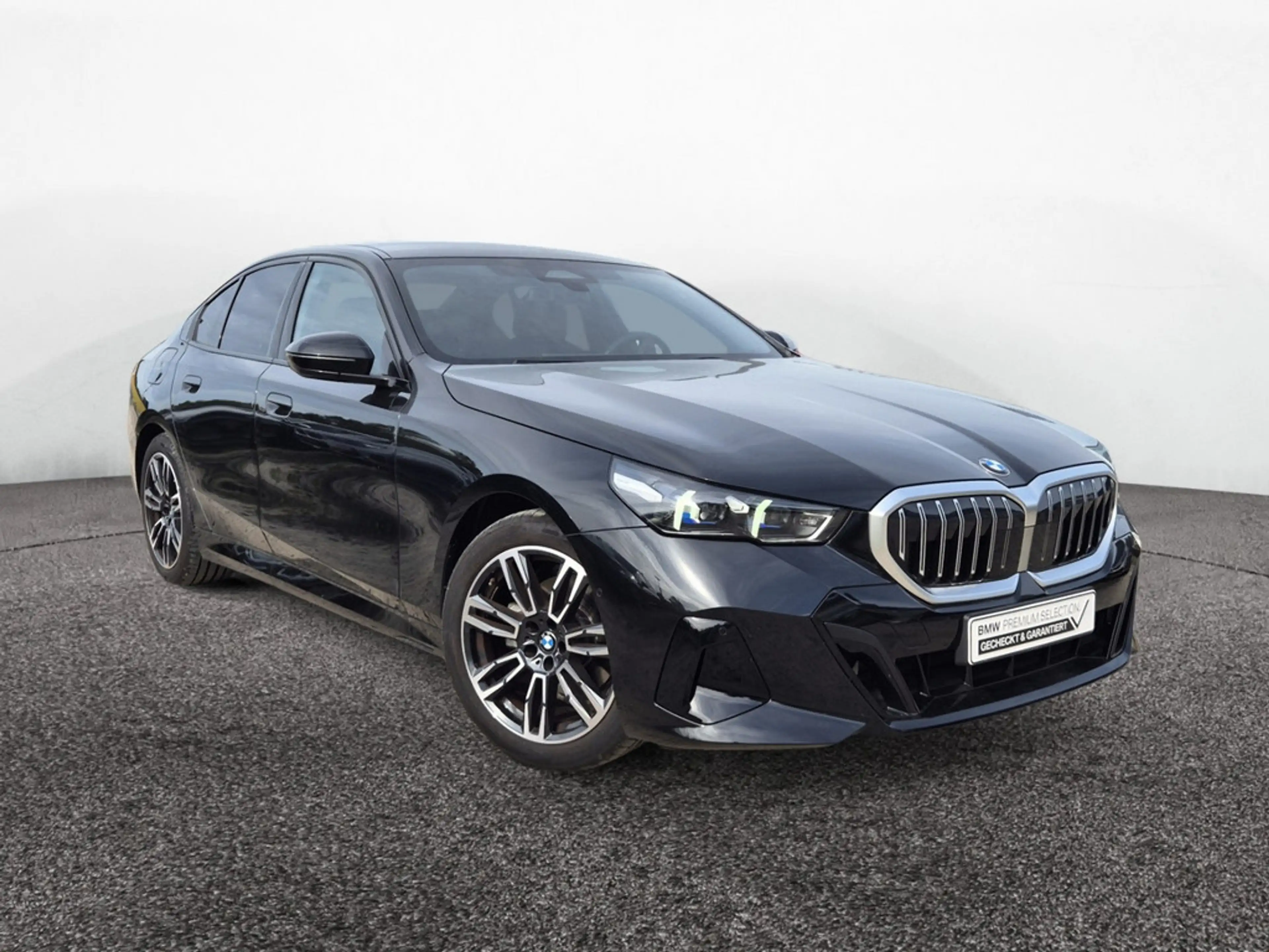 BMW 520 i M-Sport LED+ACC+H/K+KAM+SHZG+NAVI — photo 2