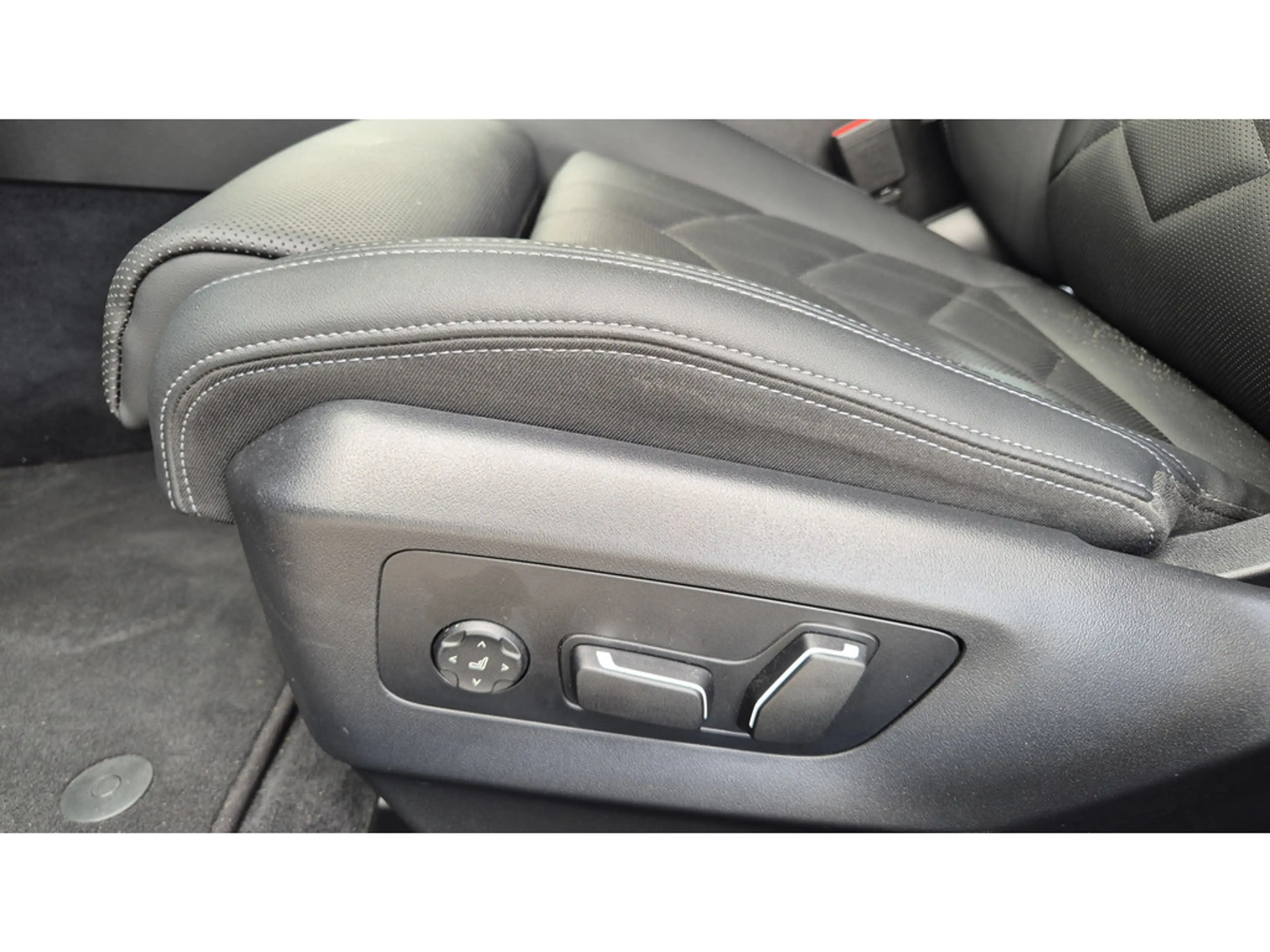 BMW 520 i M-Sport LED+ACC+H/K+KAM+SHZG+NAVI — photo 11