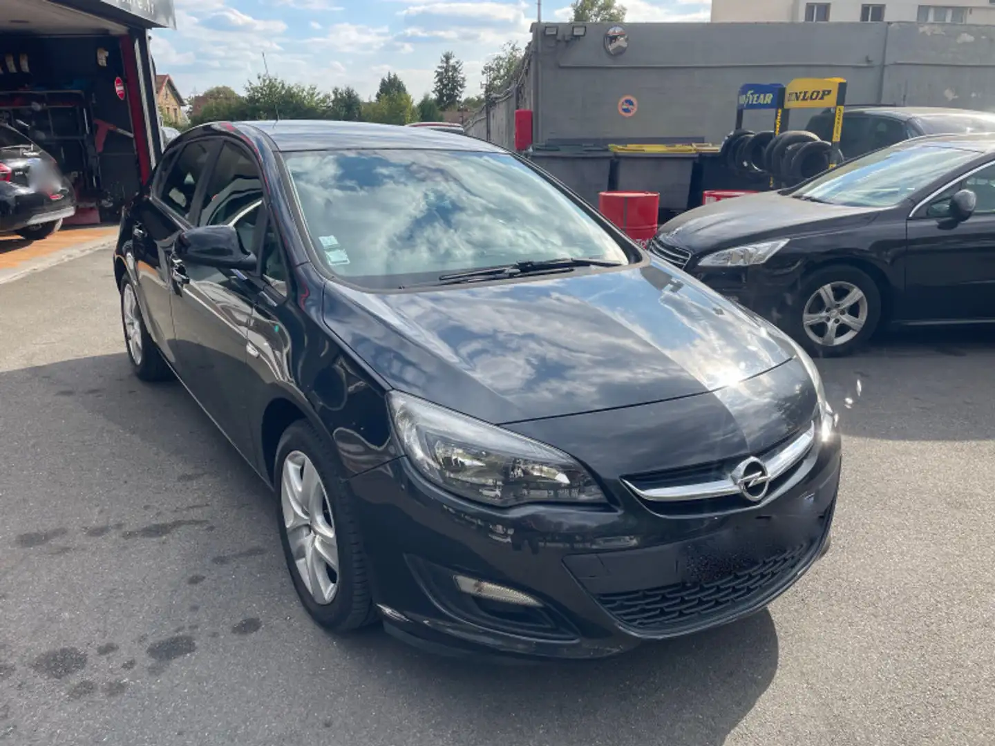 Opel Astra 1.7 CDTI 110CH FAP EDITION Zwart - 2