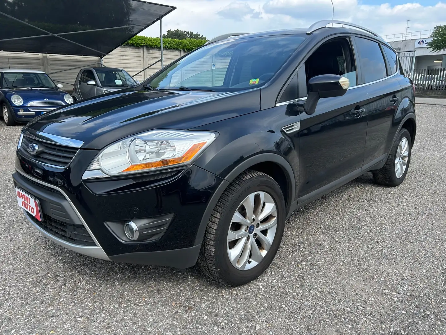 Ford Kuga 2.0 TDCi 163 CV 4WD Schwarz - 1