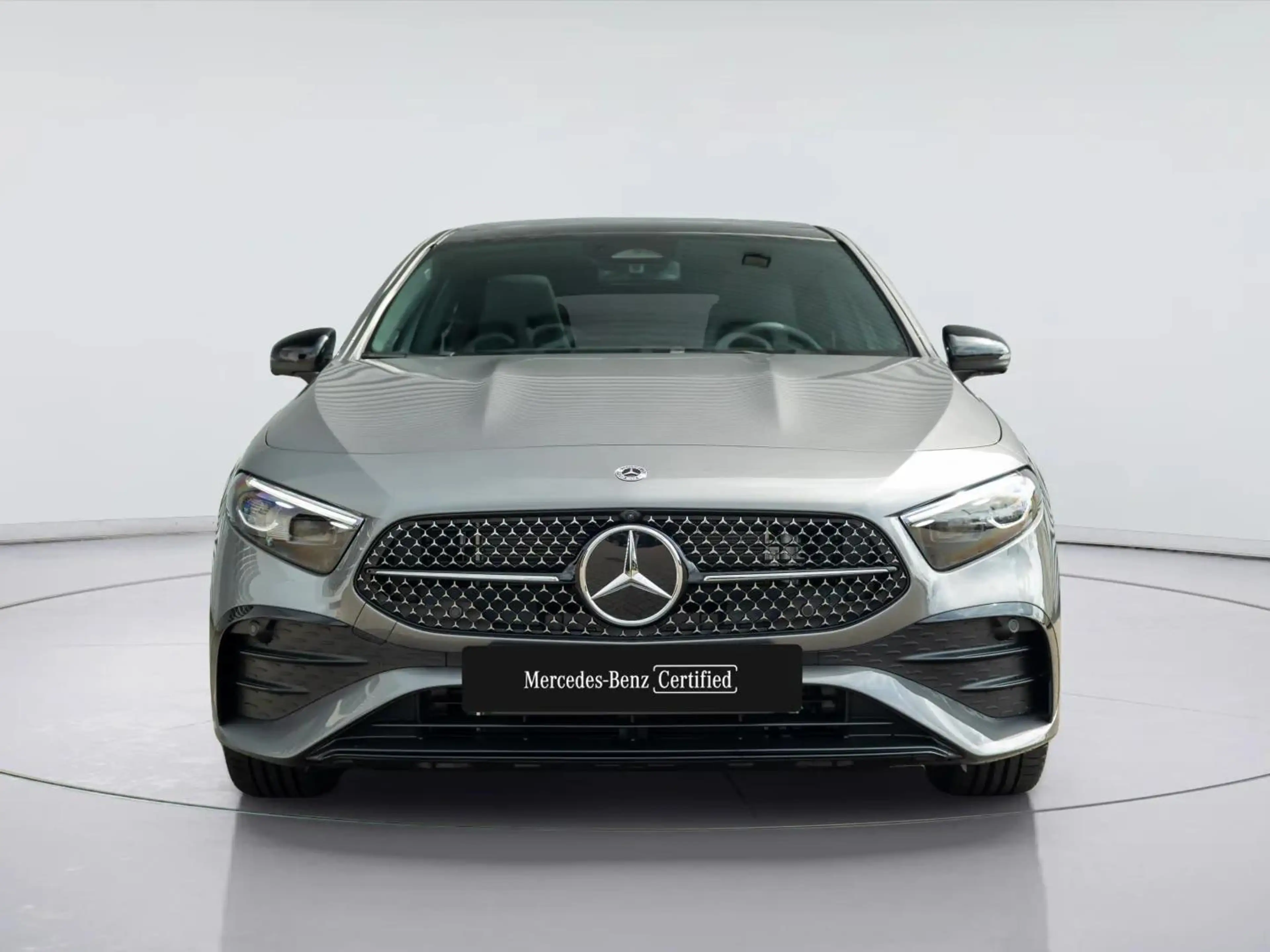 Mercedes-Benz A 250 Hatchback e 140 Year Edition Premium PLUS | Panora — photo 5