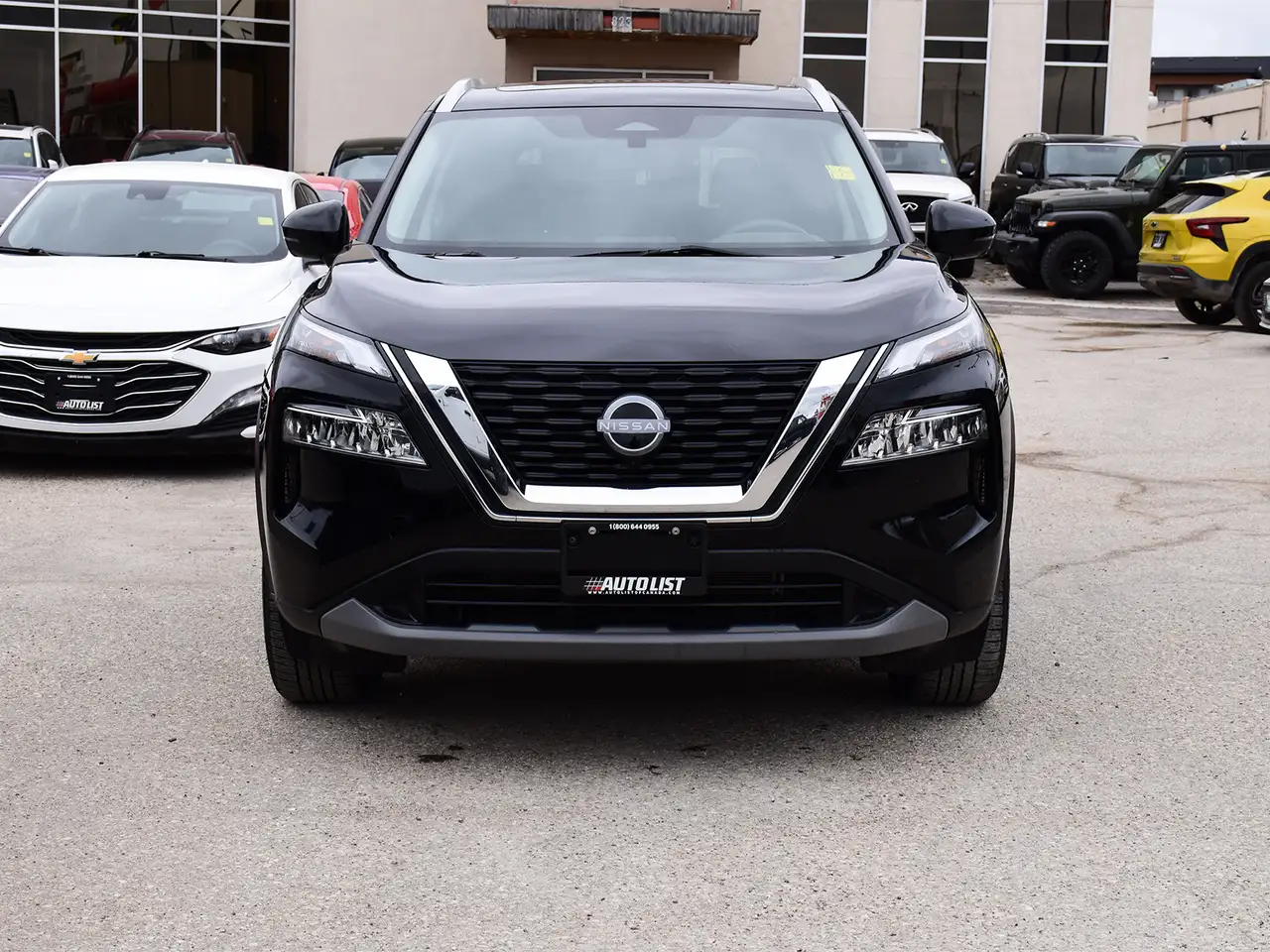 Nissan Rogue снимка Nissan Rogue