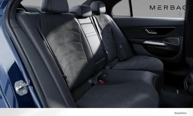 Mercedes-Benz E 220 d 4MATIC AMG Line Ansicht 6