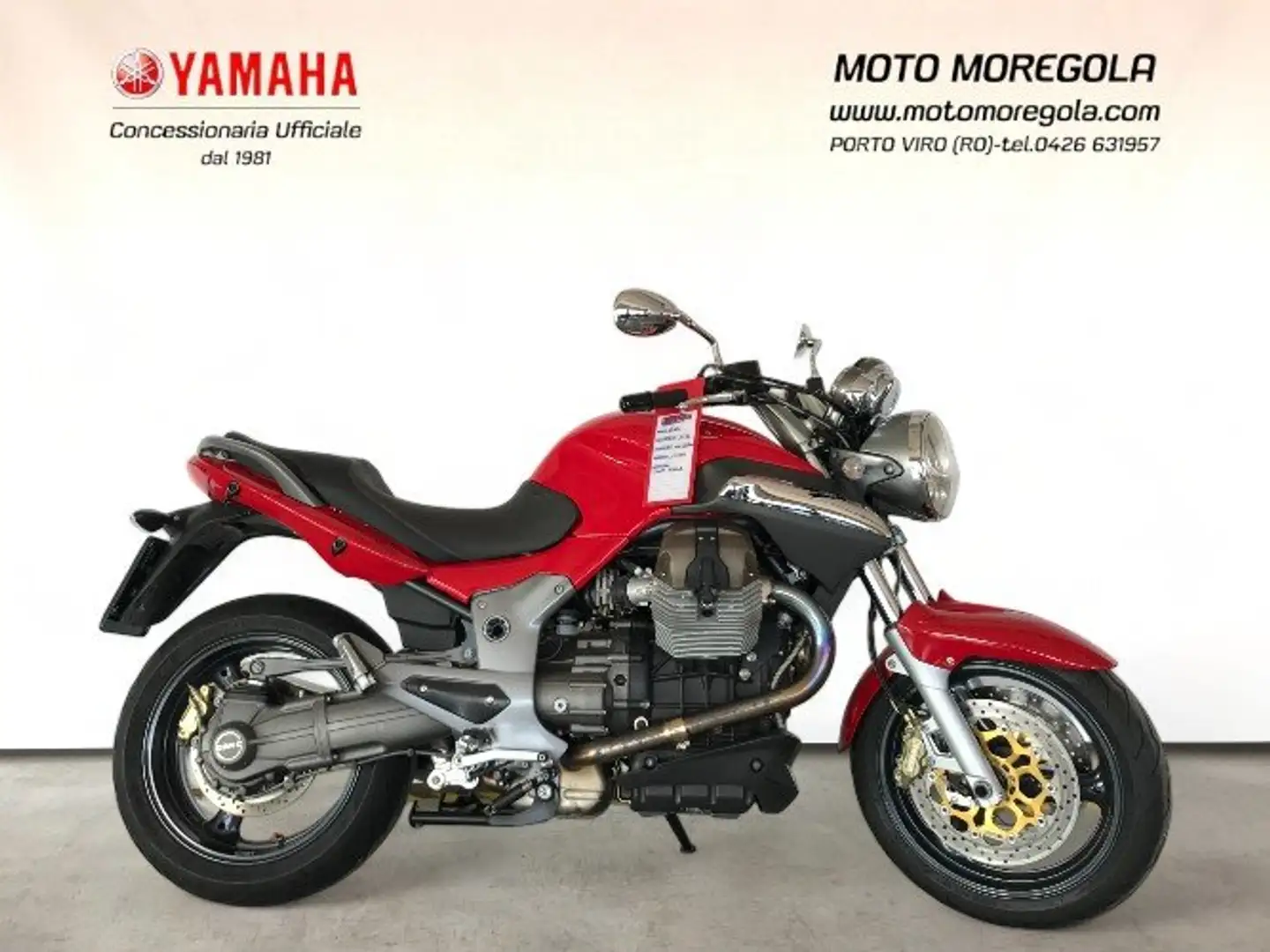 Moto Guzzi Breva 1100 Red - 1