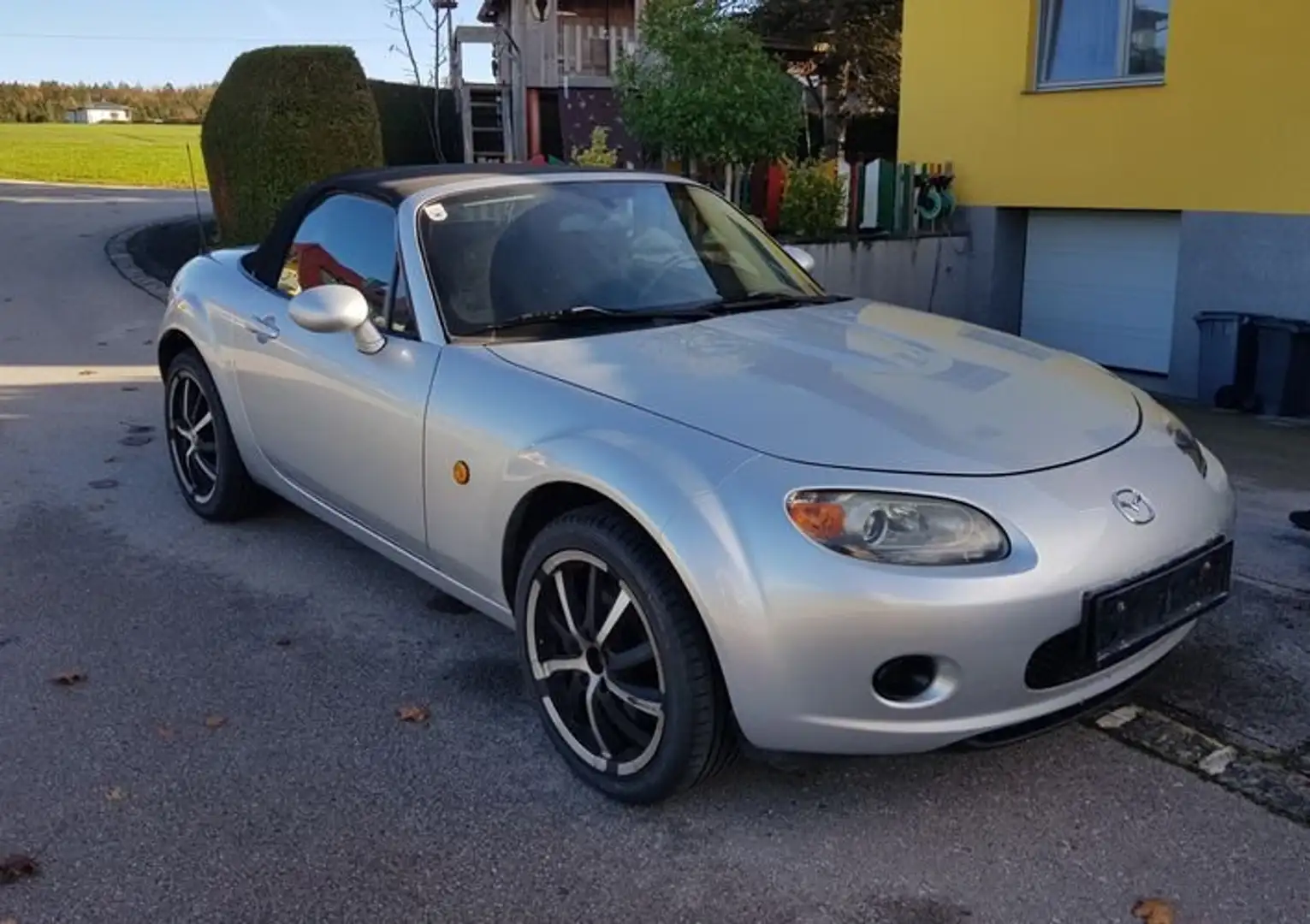 Mazda MX-5 1.8 i Special Silber - 1