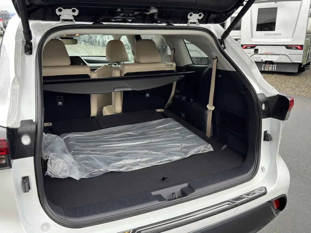 Toyota Highlander снимка Toyota Highlander