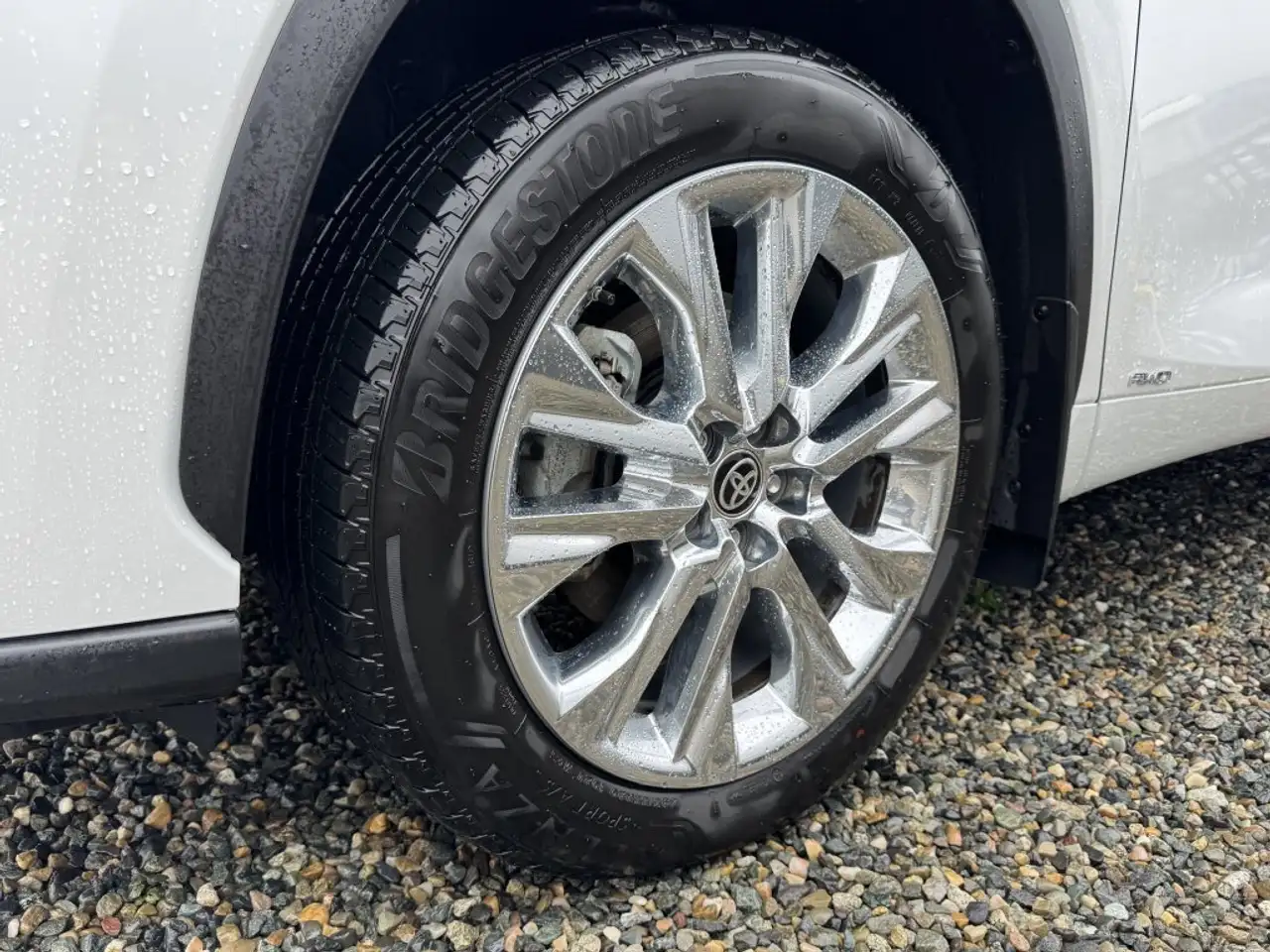 Toyota Highlander снимка Toyota Highlander