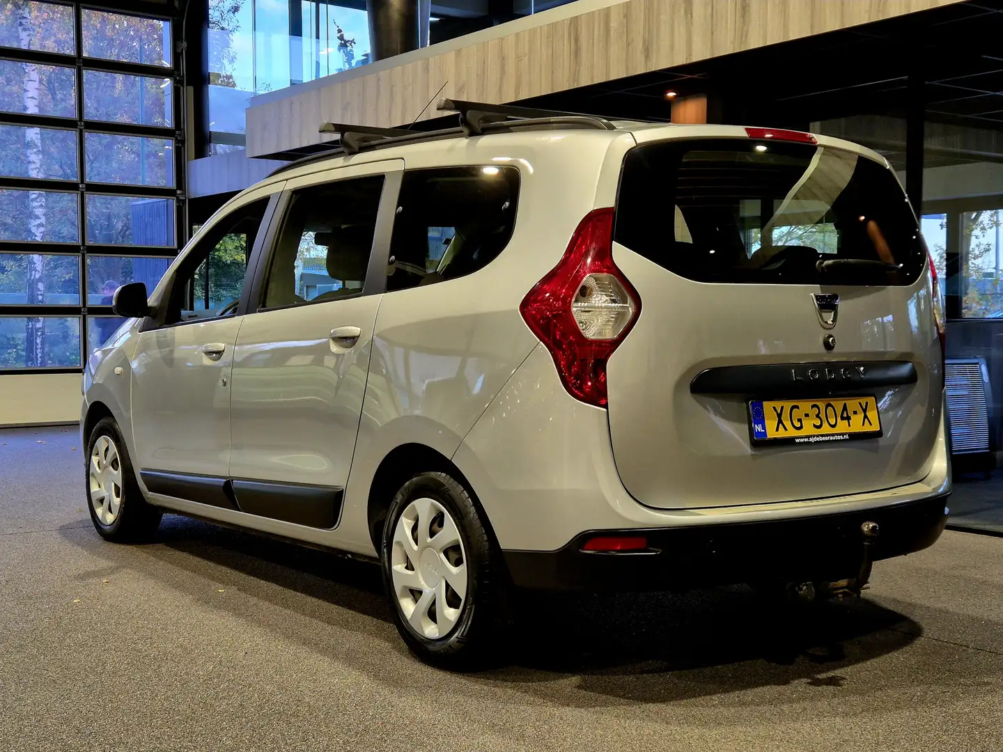 Dacia Lodgy 1.2 TCe Lauréate 7p. Cruise | Airco | Trekhaak Grau - 2