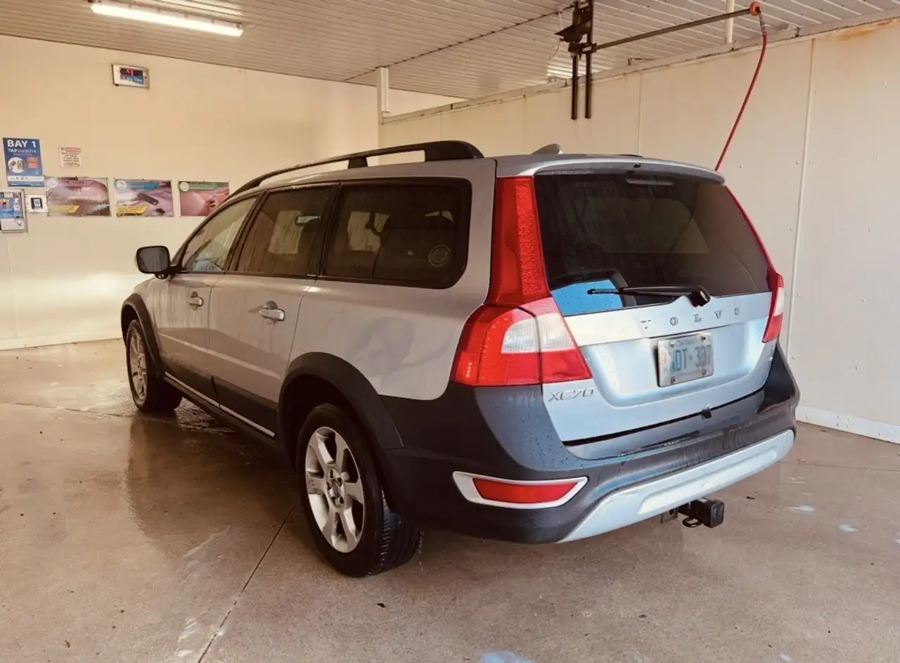 Volvo XC70 снимка Volvo XC70