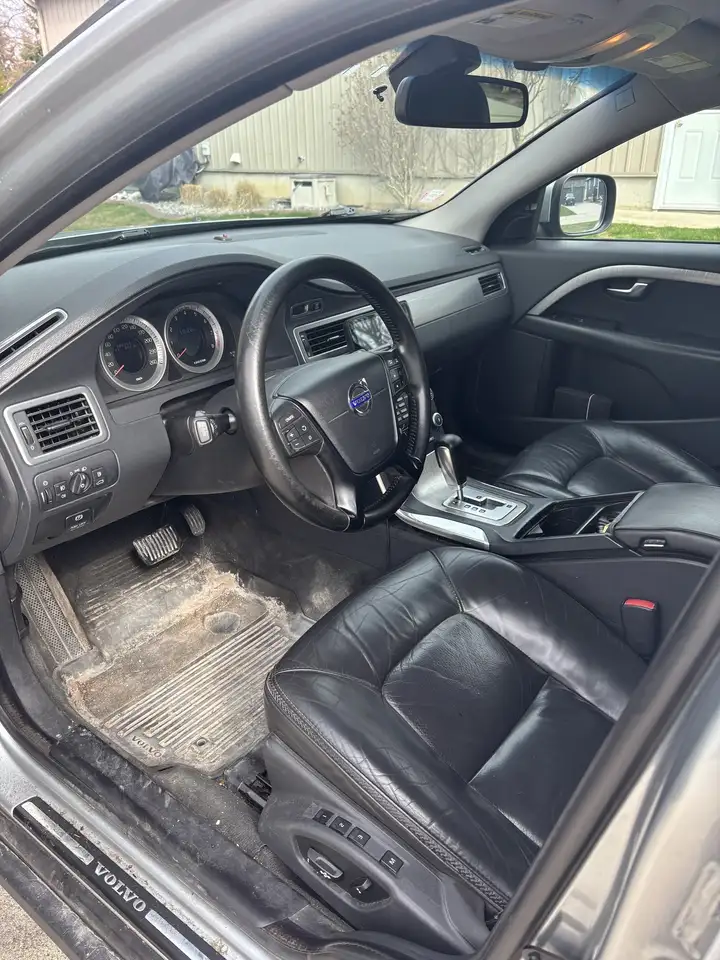 Volvo XC70 снимка Volvo XC70