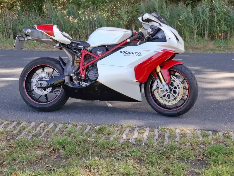 Ducati 999 - foto 4