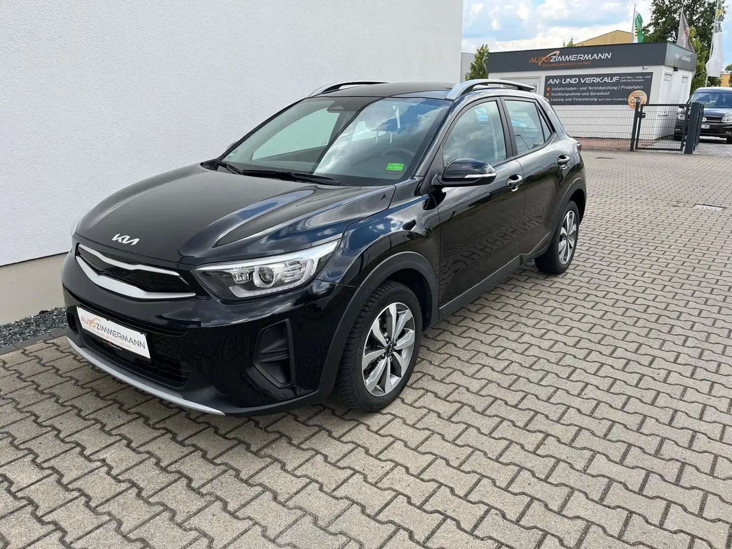 Kia Stonic DAB Sitz/Lenkradheizung Parkpilot Schwarz - 1