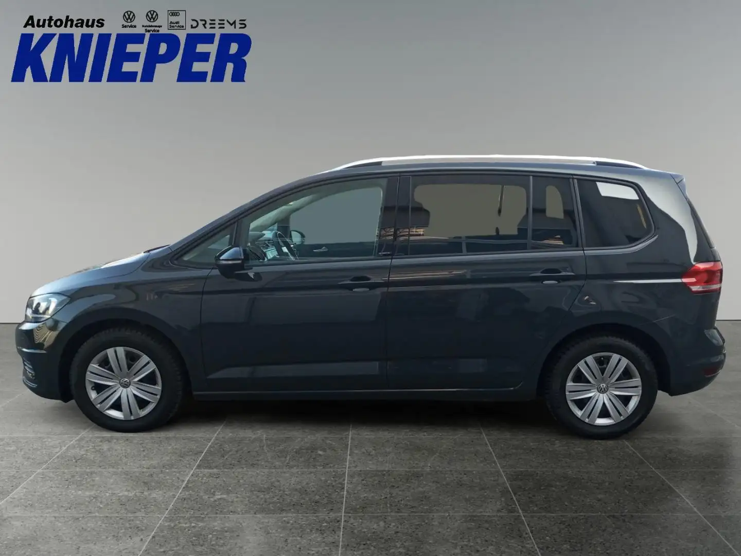 Volkswagen Touran IQ.DRIVE 1.0 TSI IQ.DRIVE AHK+BUSINESS+NAVI Gris - 2