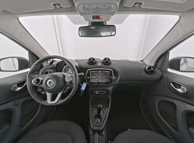 Smart Fortwo view 8