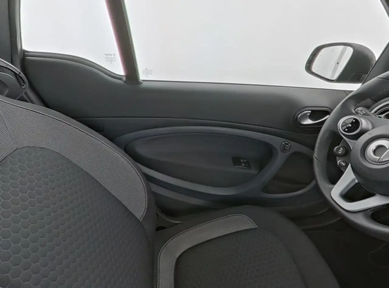 smart forTwo 2024 — фото 10