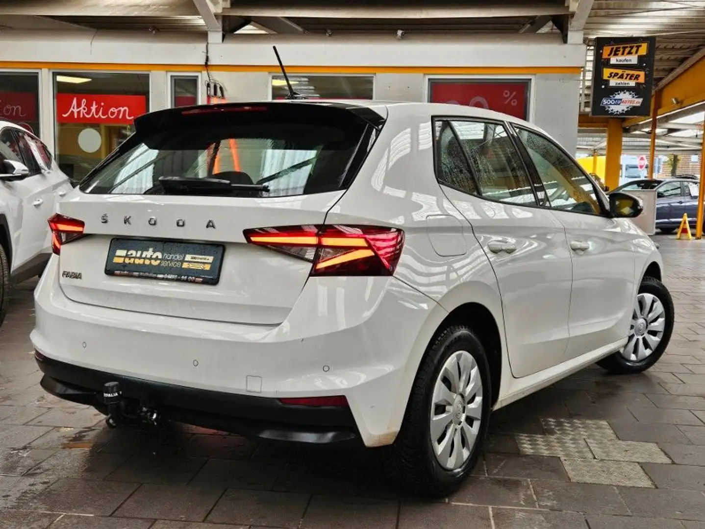 Skoda Fabia Selection*SHZ*AHK*PDC*Bluetooth* Weiß - 2