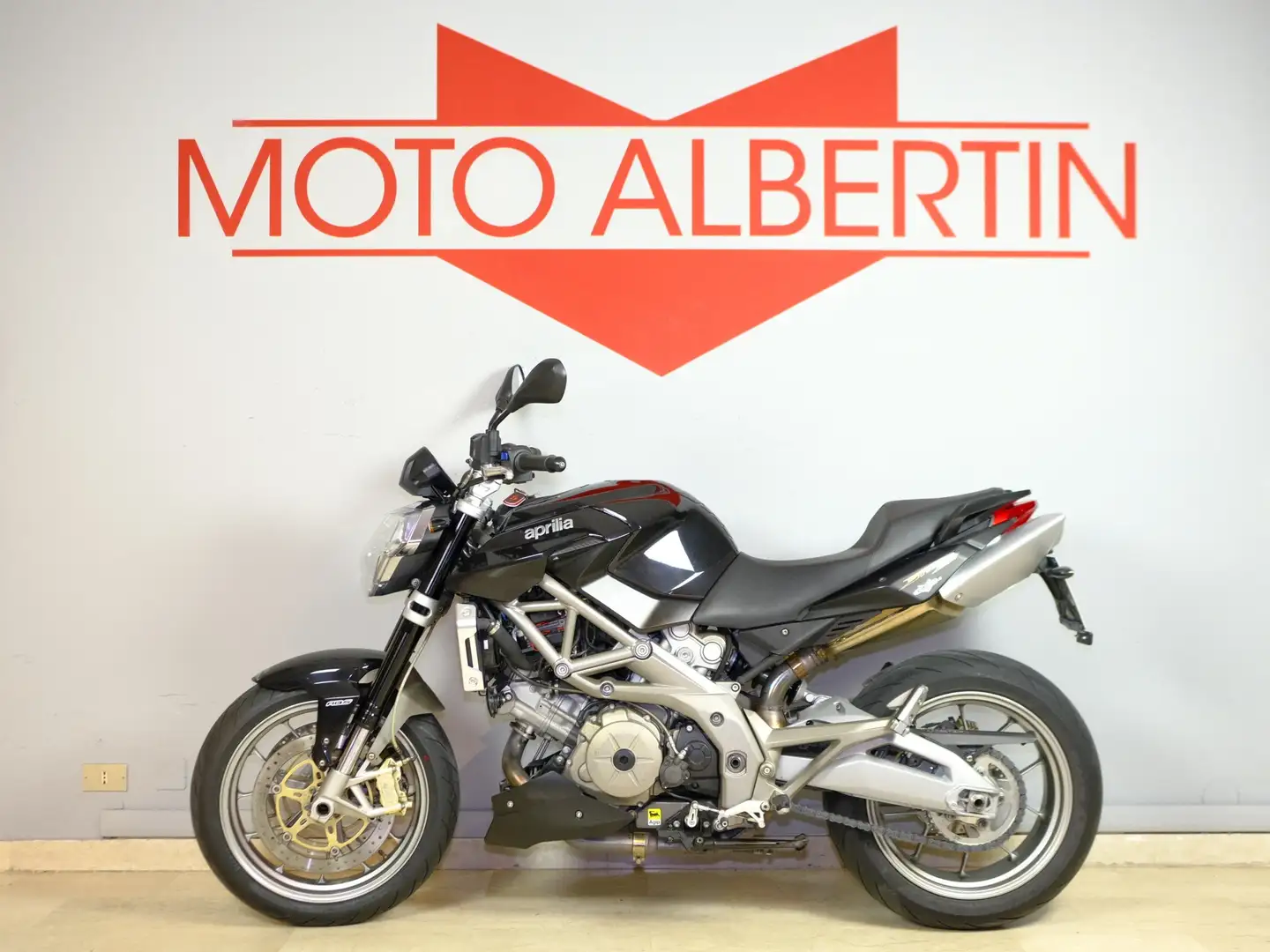 Aprilia Shiver 750 ABS Černá - 2