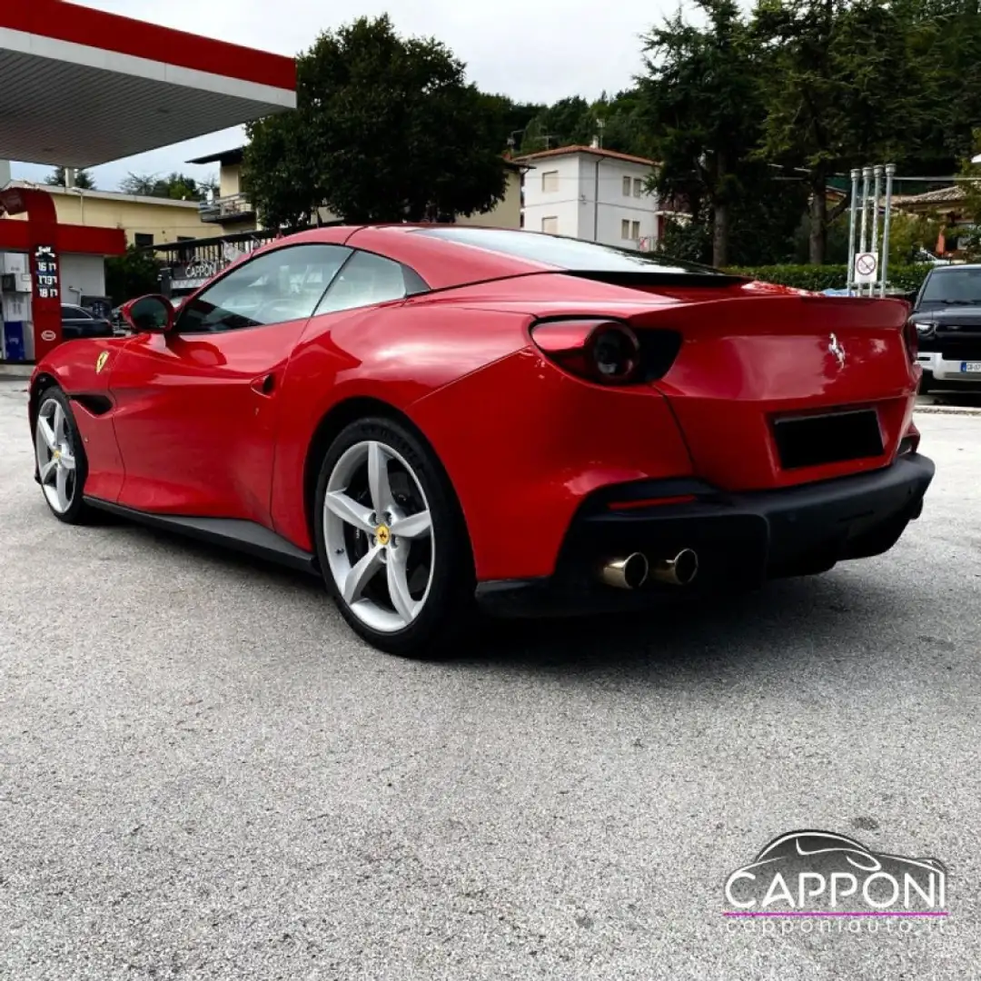 Ferrari Portofino M Червоний - 2