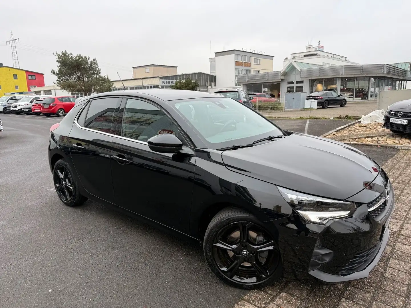 Opel Corsa F Ultimate 1.2 (130PS) RFK, SHZ, LED Noir - 1