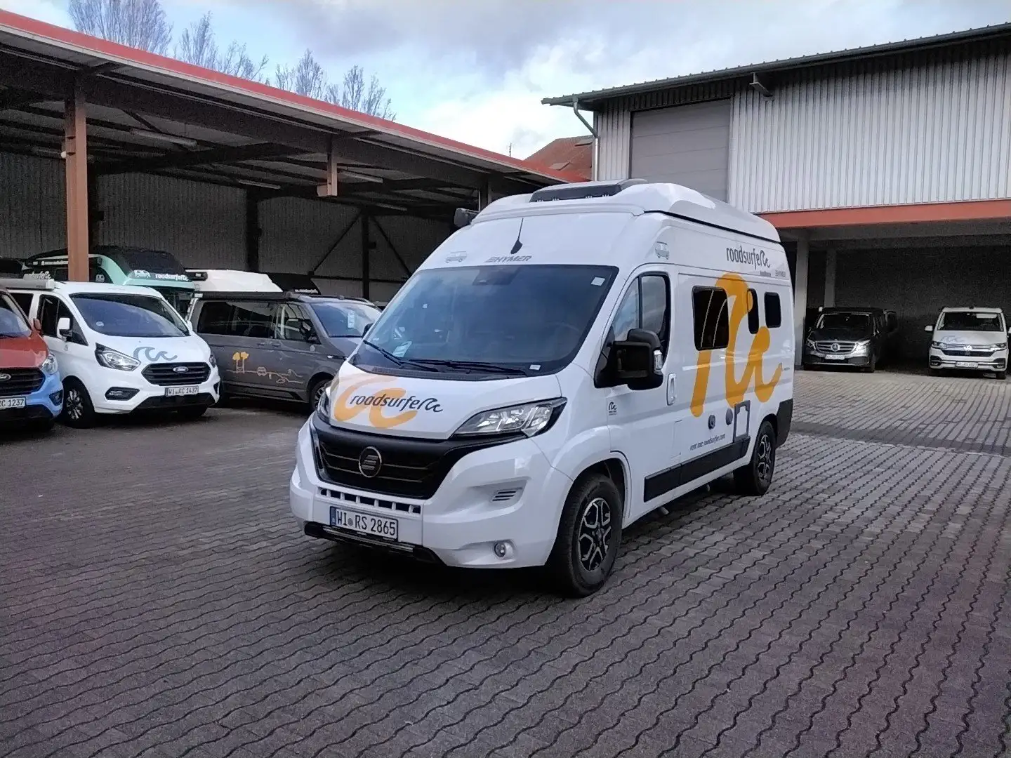 Hymercar Ayers Rock Wit - 2