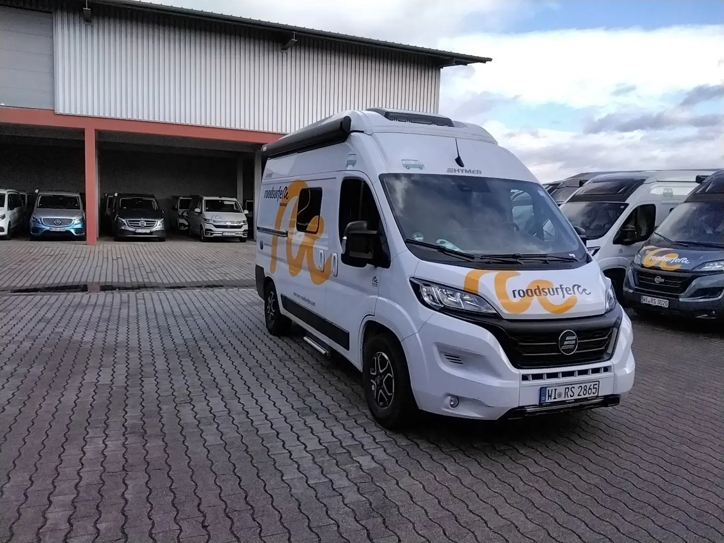 Hymercar Ayers Rock Wit - 1